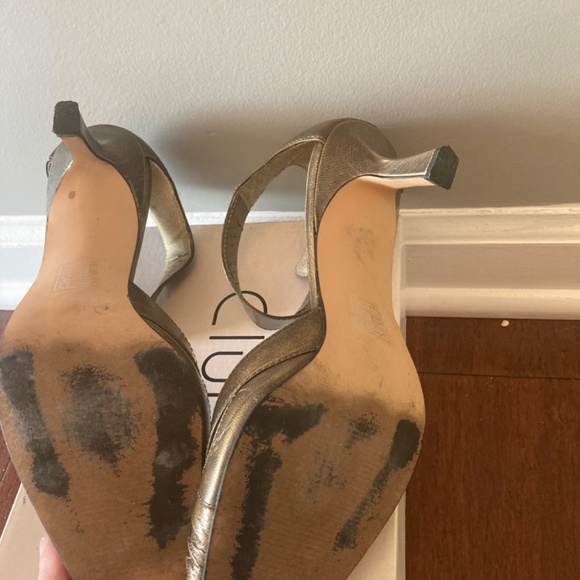 Club Moda size 8 heels - Picture 3 of 3